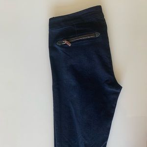 Ultra skinny jeans